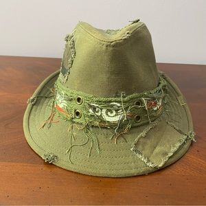 Peter Grimm distressed patched olive green fedora hat NWOT